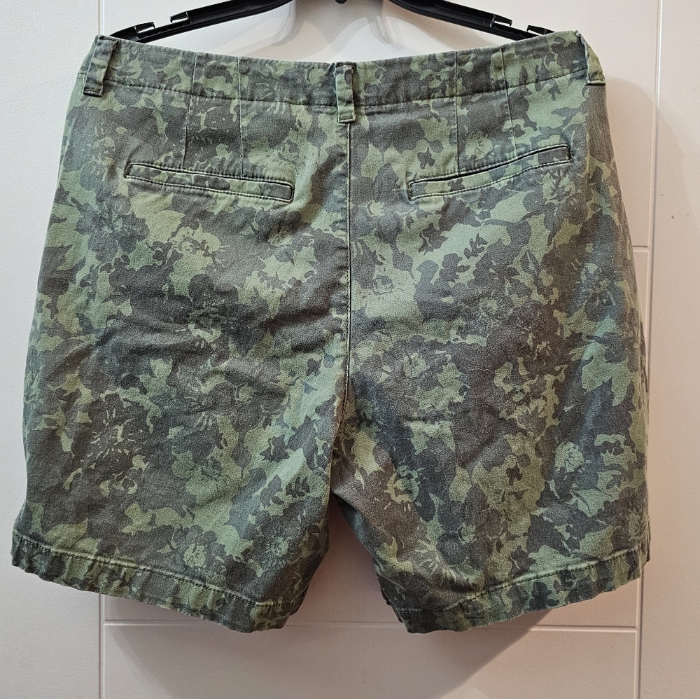 Lee regular fit midrise camo shorts size 14 - Picture 4 of 5